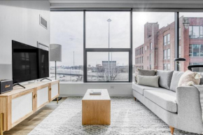 W Loop 1BR w Gym Pool in heart of Greektown CHI-536